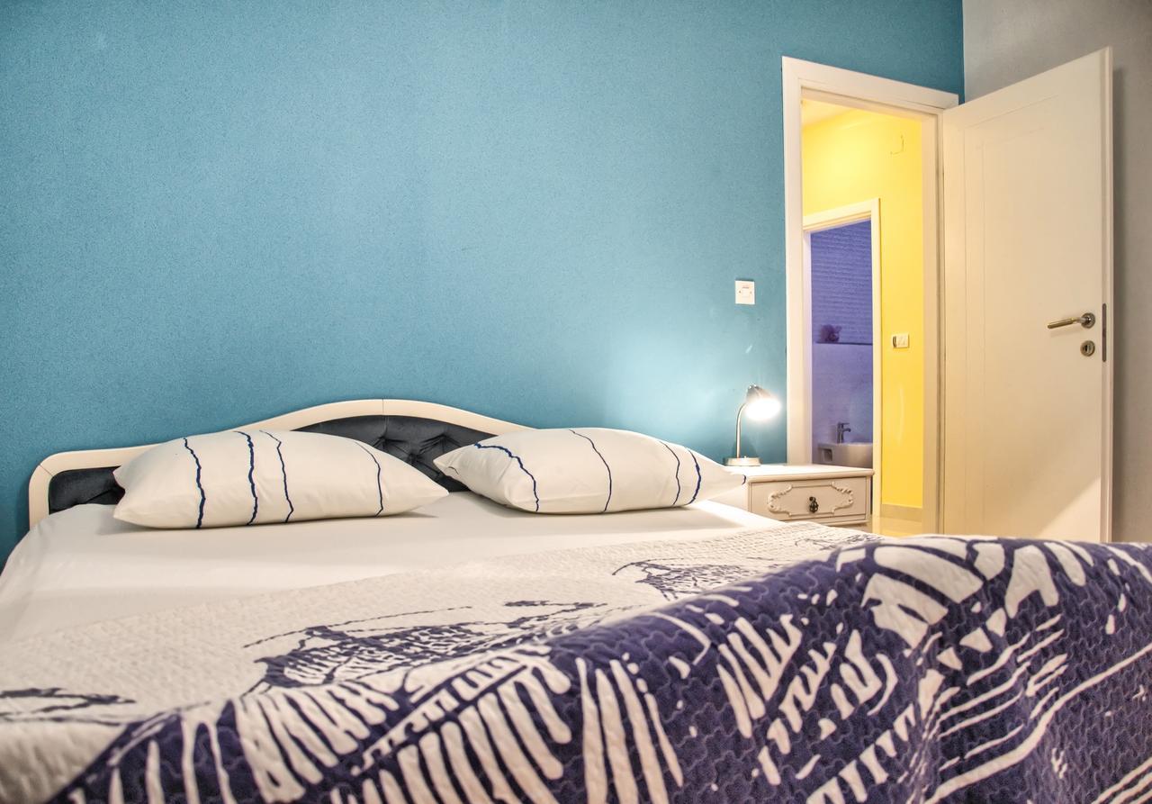 Apartment Lambasa Vodice Esterno foto