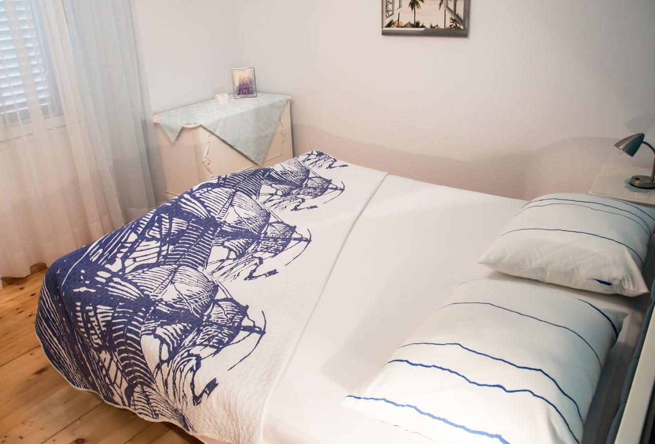 Apartment Lambasa Vodice Esterno foto