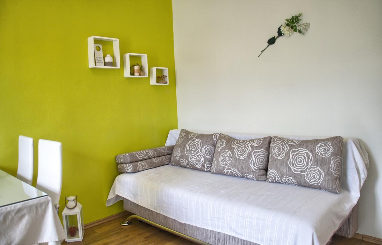 Apartment Lambasa Vodice Esterno foto